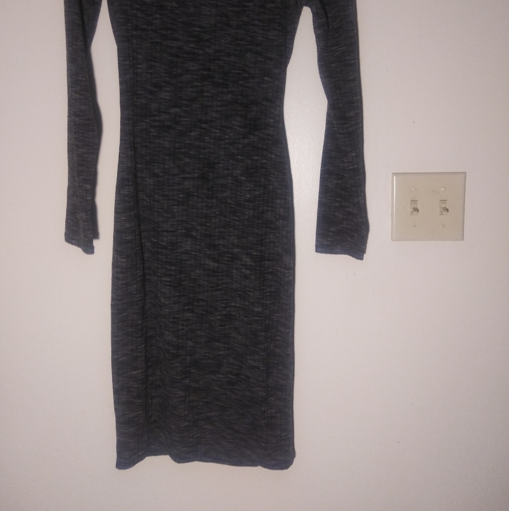 Dress - Picture 4 of 5